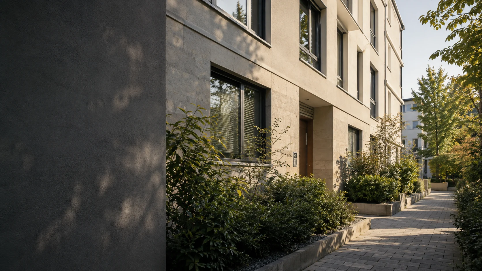 Gepflegte Fassade einer zeitgemässen Liegenschaft
